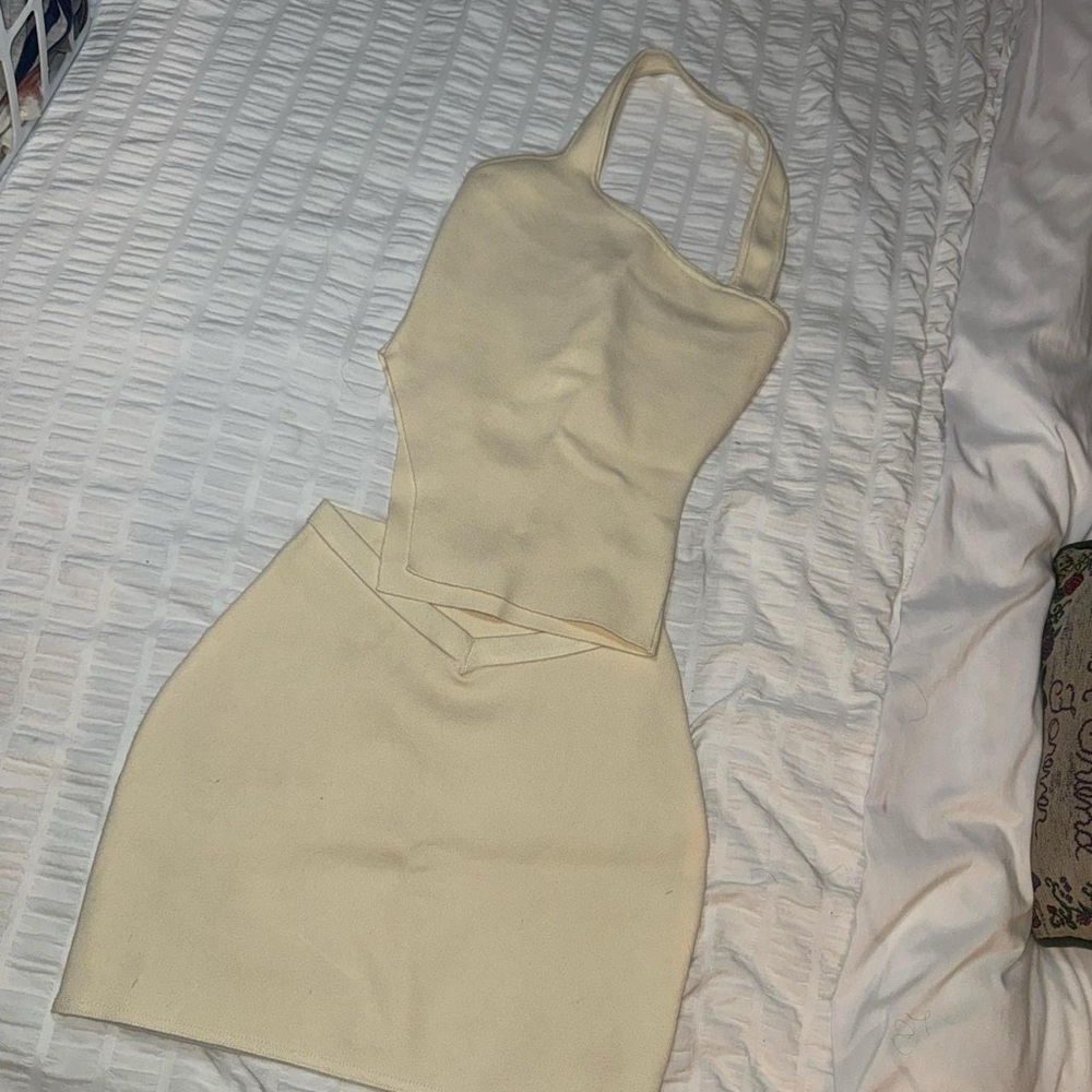 Elegant Cream Mini Skirt